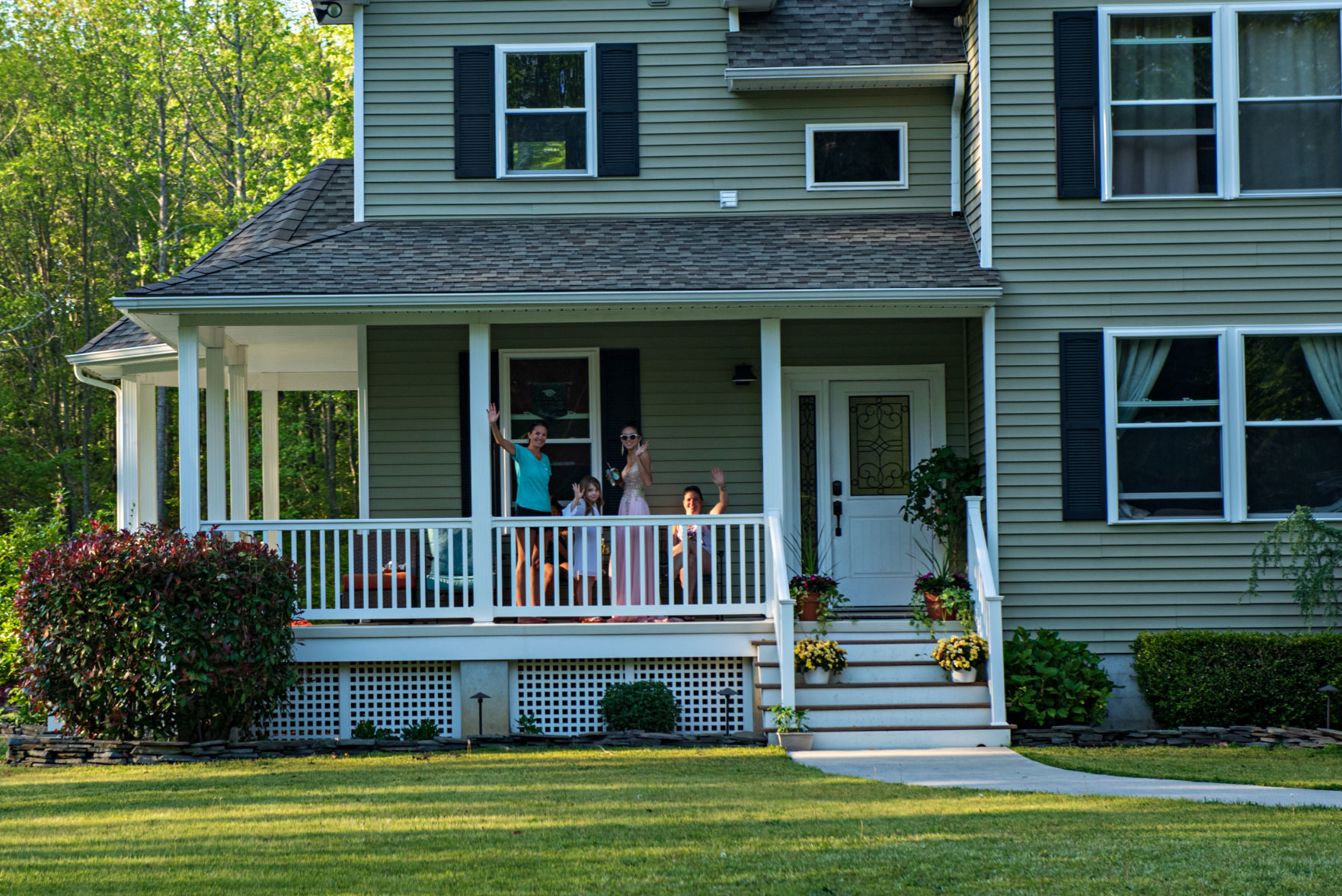 051620_nws_middleporchprom